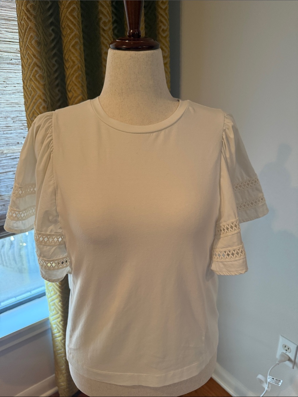 Treasure & Bond Cream Short Sleeve Tee with Lace-Trimmed Flutter Sleeves